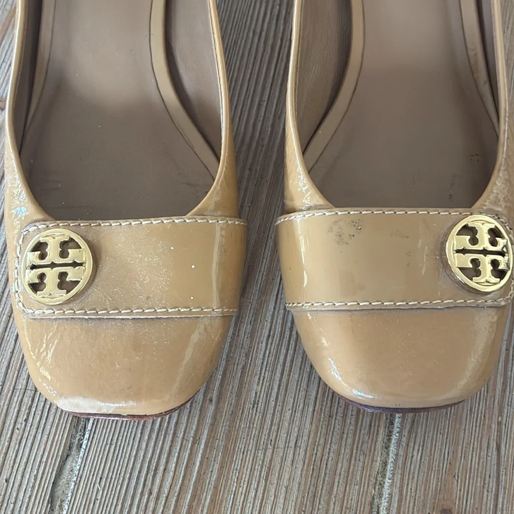 Tory Burch Women's Ashlee Heel in Sand 7